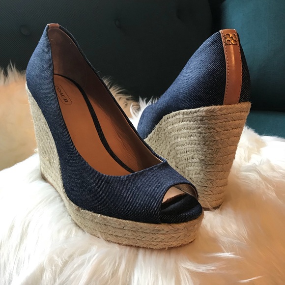 Coach Shoes - EUC COACH espadrilles size 8.5